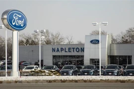 Một cửa hàng của Ford tại Libertyville, Illinois, Mỹ. (Ảnh: AFP/TTXVN) 
