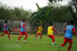 U23 Việt Nam ưu tiên lối chơi nhanh một chạm. (Ảnh: Trần Long/TTXVN)