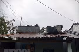 Mưa lớn, dông lốc gây nhiều thiệt hại về tài sản ở Kiên Giang