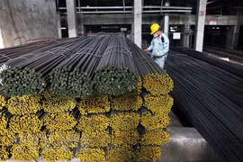 Sản phẩm thép xây dựng tại Công ty cổ phần Thép Hòa Phát Hải Dương cung ứng ra thị trường. (Ảnh: Danh Lam/TTXVN) 