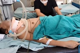 Nạn nhân Nguyễn Đỗ Tỵ được cấp cứu nhưng tử vong vì bị đánh. (Ảnh: GĐCC.)