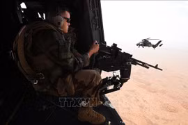 Binh sĩ Pháp tham gia chiến dịch chống khủng bố Barkhane tuần tra tại Sahel, Mali. (Ảnh tư liệu: AFP/TTXVN)
