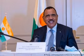 Tổng thống Niger Mohamed Bazoum . (Nguồn: Reuters)