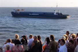Phà biển chở tàu hỏa khởi hành từ Kavkaz thuộc vùng Krasnodar, qua eo biển Kerch tới bán đảo Crimea. (Ảnh: AFP/TTXVN) 