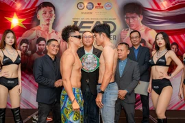 Trịnh Thế Long chạm mặt võ sỹ boxing Thái Lan trước trận tranh đai WBC