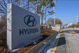 Biểu tượng Hyundai tại một nhà máy của hãng ở Asan, phía nam thủ đô Seoul, Hàn Quốc. (Ảnh minh họa: AFP/TTXVN) 