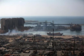 Cảnh đổ nát sau vụ nổ tại cảng Beirut, Liban, ngày 6/8/2020. (Ảnh: AFP/ TTXVN)