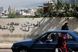 Đường phố ở khu vực ngoại ô phía Nam của thủ đô Beirut ngày 26/2. (Nguồn: AFP/TTXVN)