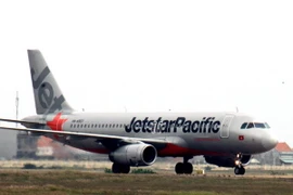 Việc sản xuất thành công lốp máy bay bơm hơi không săm sẽ tạo ra một ngành nghề mới là sản xuất lốp máy bay. (Ảnh minh họa: Thế Lập/TTXVN)