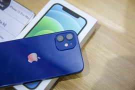Năm nay mẫu iPhone 12 seri xảy ra tình trạng khan hiếm nguồn hàng xách tay do dịch COVID-19. (Ảnh: Minh Sơn/Vietnam)