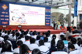 Cuộc thi viết thư quốc tế UPU lần thứ 50 (năm 2021) với chủ đề: 'Em hãy viết thư cho một người thân trong gia đình để chia sẻ trải nghiệm của mình về đại dịch COVID-19'. (Ảnh: PV/Vietnam+)