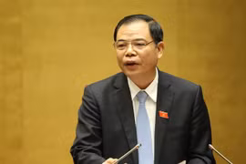 Bộ trưởng Bộ Nông nghiệp và Phát triển Nông thôn Nguyễn Xuân Cường giải trình ý kiến của các Đại biểu Quốc hội. (Ảnh: Dương Giang/TTXVN)