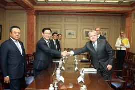 Phó Thủ tướng Vương Đình Huệ gặp, làm việc với Thứ trưởng Ngoại giao Hoa Kỳ John Sullivan. (Ảnh: TTXVN phát)