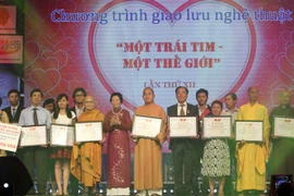 Chương trình "Một trái tim-Một thế giới"năm 2015. (Ảnh minh họa: Phương Vy/TTXVN)