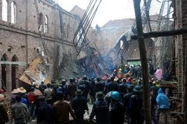 Hiện trường vụ sập mái nhà thờ. (Ảnh: Minh Hải/TTXVN)