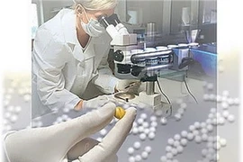 Sản xuất thuốc bằng công nghệ nano. Ảnh minh họa. (Nguồn: suckhoedoisong.vn).