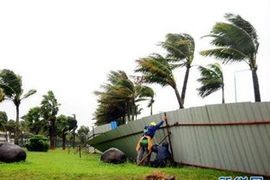 Bão Jebi đổ bộ vào tỉnh Hải Nam. (Nguồn: cntv.cn)