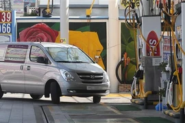 Một trạm xăng ở Changwon, tỉnh Nam Gyeongsang, Hàn Quốc. (Ảnh: Yonhap/TTXVN)