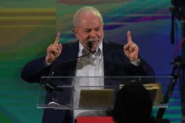 Cựu Tổng thống Brazil Luiz Inacio Lula da Silva phát biểu trong lễ khởi động chiến dịch tranh cử ở Sao Paulo, Brazil, ngày 7/5/2022. (Ảnh: AFP/TTXVN)