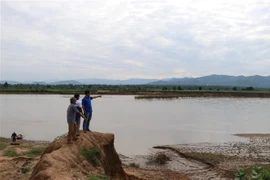 Hàng trăm ha đất của người dân xã Chư Rcăm, huyện Krông Pa (Gia Lai) bị cuốn trôi hằng năm do ảnh hưởng của sông Ba. (Ảnh: Hồng Điệp/TTXVN)