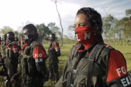 Các thành viên thuộc nhóm du kích vũ trang Quân đội Giải phóng Quốc gia (ELN).(Nguồn: colombiareports.com)