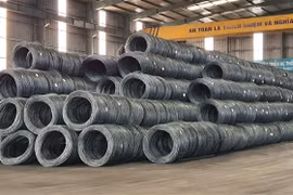 Sản phẩm thép xây dựng của Công ty Cổ phần thép Việt Đức mới xuất xưởng. (Ảnh: Nguyễn Trọng Lịch/TTXVN)