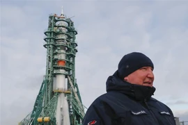 CEO tập đoàn vũ trụ Nga Roscosmos Dmitry Rogozin tại sân bay vũ Baikonur, Kazakhstan, ngày 8/12/2021. (Ảnh: AFP/ TTXVN)