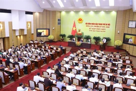 Toàn cảnh Kỳ họp thứ chín, HĐND thành phố Hà Nội XVI, nhiệm kỳ 2021-2026. (Ảnh: Văn Điệp/TTXVN)