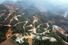 Khu mỏ khai thác quặng chì kẽm được cấp phép khai thác tại xã Trung Minh, huyện Yên Sơn, tỉnh Tuyên Quang. (Ảnh: Quang Cường/TTXVN)