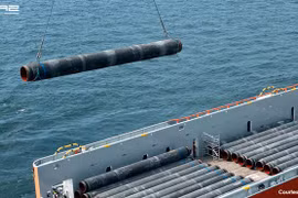 Các tàu Pipelay của Saipem là Castorone và Castro Sei lắp đặt đường ống dẫn khí ngoài khơi biển Baltic. (Nguồn: GAZ-SYSTEM)