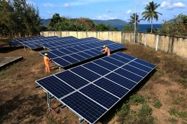 Những tấm pin năng lượng Mặt Trời của Việt Nam. (Ảnh: Ngọc Hà/TTXVN)