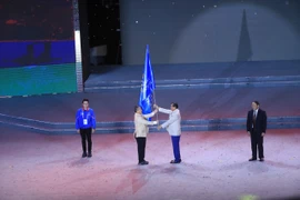 [Photo] Chuyển giao quyền đăng cai SEA Games 32 cho Campuchia