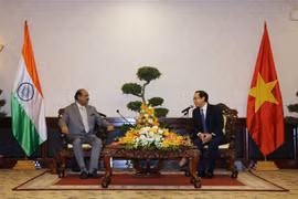 Trong ảnh: Bí thư Thành ủy Thành phố Hồ Chí Minh Nguyễn Văn Nên tiếp ông Om Birla, Chủ tịch Hạ viện Cộng hòa Ấn Độ. (Ảnh: Thanh Vũ/TTXVN)