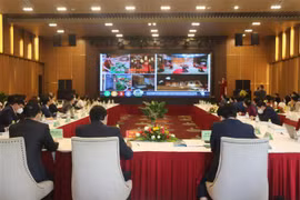 Công bố tour carnaval “Khám phá cung đường miền Tây Nghệ An”. (Ảnh: Bích Huệ/TTXVN)