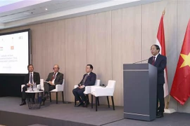 Phó Thủ tướng Lê Văn Thành phát biểu. (Ảnh: Doãn Tấn/TTXVN)