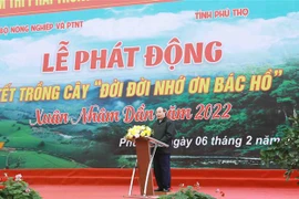 Chủ tịch nước Nguyễn Xuân Phúc phát động “Tết trồng cây đời đời nhớ ơn Bác Hồ”. (Ảnh: Vũ Sinh/TTXVN)