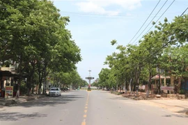 Đường phố trung tâm thành phố Đông Hà vắng vẻ do nắng nóng. Ảnh minh họa. (Ảnh: Nguyên Lý/TTXVN)