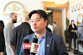 Ông Dương Chí Kiên trả lời phỏng vấn TTXVN. (Ảnh: Duy Trinh/TTXVN)