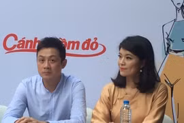 Hai MC nổi tiếng Anh Tuấn, Diệp Anh đồng hành cùng chương trình. (Ảnh: P. Mai/Vietnam+)