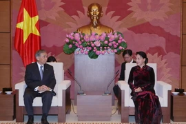 Chủ tịch Quốc hội Nguyễn Thị Kim Ngân tiếp ông Osawa Masaaki, Thống đốc tỉnh Gunma (Nhật Bản) đang thăm và làm việc tại Việt Nam. (Ảnh: Phạm Kiên/TTXVN)
