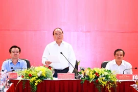 Thủ tướng Nguyễn Xuân Phúc phát biểu tại buổi làm việc. (Ảnh: Thống Nhất/TTXVN)