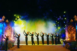 Tiết mục văn nghệ tại chương trình. (Ảnh: Thanh Thủy/TTXVN)