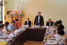 Bộ trưởng, Chủ nhiệm Văn phòng Chính phủ Mai Tiến Dũng phát biểu tại buổi tiếp dân thị trấn Thanh Lãng, huyện Bình Xuyên, tỉnh Vĩnh Phúc. (Ảnh minh họa: Nguyễn Thảo/TTXVN)
