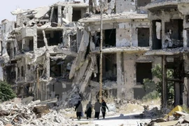 Cảnh đổ nát do xung đột tại Jouret al-Shiah, ngoại ô thành phố Homs ngày 19/9/2016. (Nguồn: AFP/TTXVN)