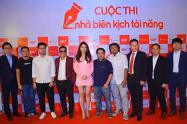 Các nhà làm phim tham gia hội đồng thẩm định cuộc thi. (Nguồn: CGV)