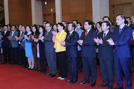 Chủ tịch Quốc hội Nguyễn Thị Kim Ngân chúc Tết lãnh đạo, cán bộ, công chức, viên chức Văn phòng Quốc hội nhân dịp đón Xuân Đinh Dậu 2017. (Ảnh: Trọng Đức/TTXVN)