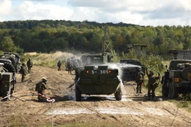 Binh sỹ Ukraine tham gia một cuộc tập trận. (Nguồn: AFP/TTXVN)