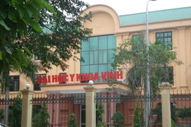 Nghệ An: Kỷ luật nguyên Hiệu trưởng Trường Đại học Y khoa Vinh