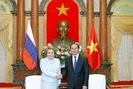 Chủ tịch nước Trần Đại Quang tiếp bà Valentina Ivanovna Matvienko, Chủ tịch Hội đồng Liên bang Nga đang thăm chính thức thức Việt Nam. (Ảnh: Nhan Sáng/TTXVN)