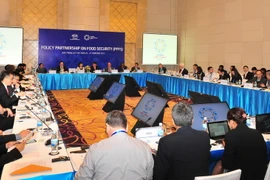 Phiên họp Đối tác chính sách về an ninh lương thực. (Ảnh: Nguyễn Khang/TTXVN)